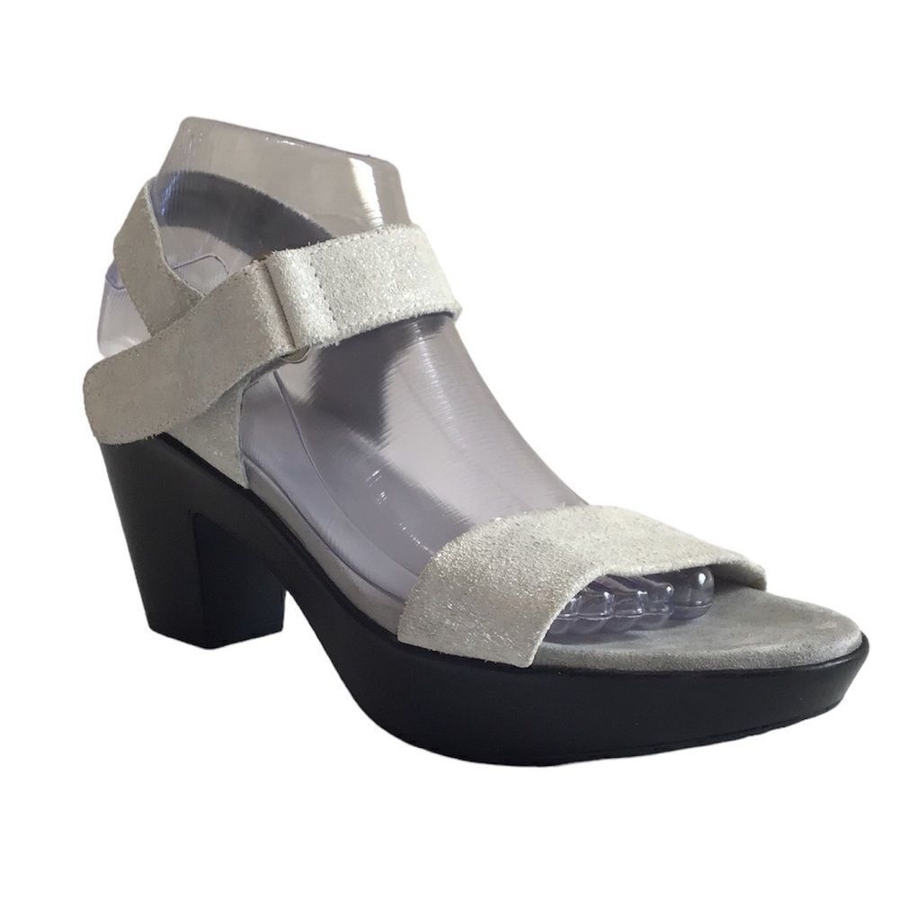 Munro Willa Suede Gray Shock Absorbing Heels Platform Chunky Sandals Size 9 1/2